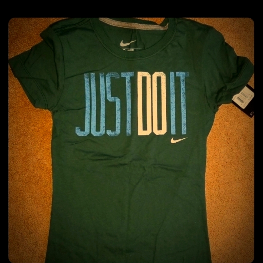 Short sleeve shirt